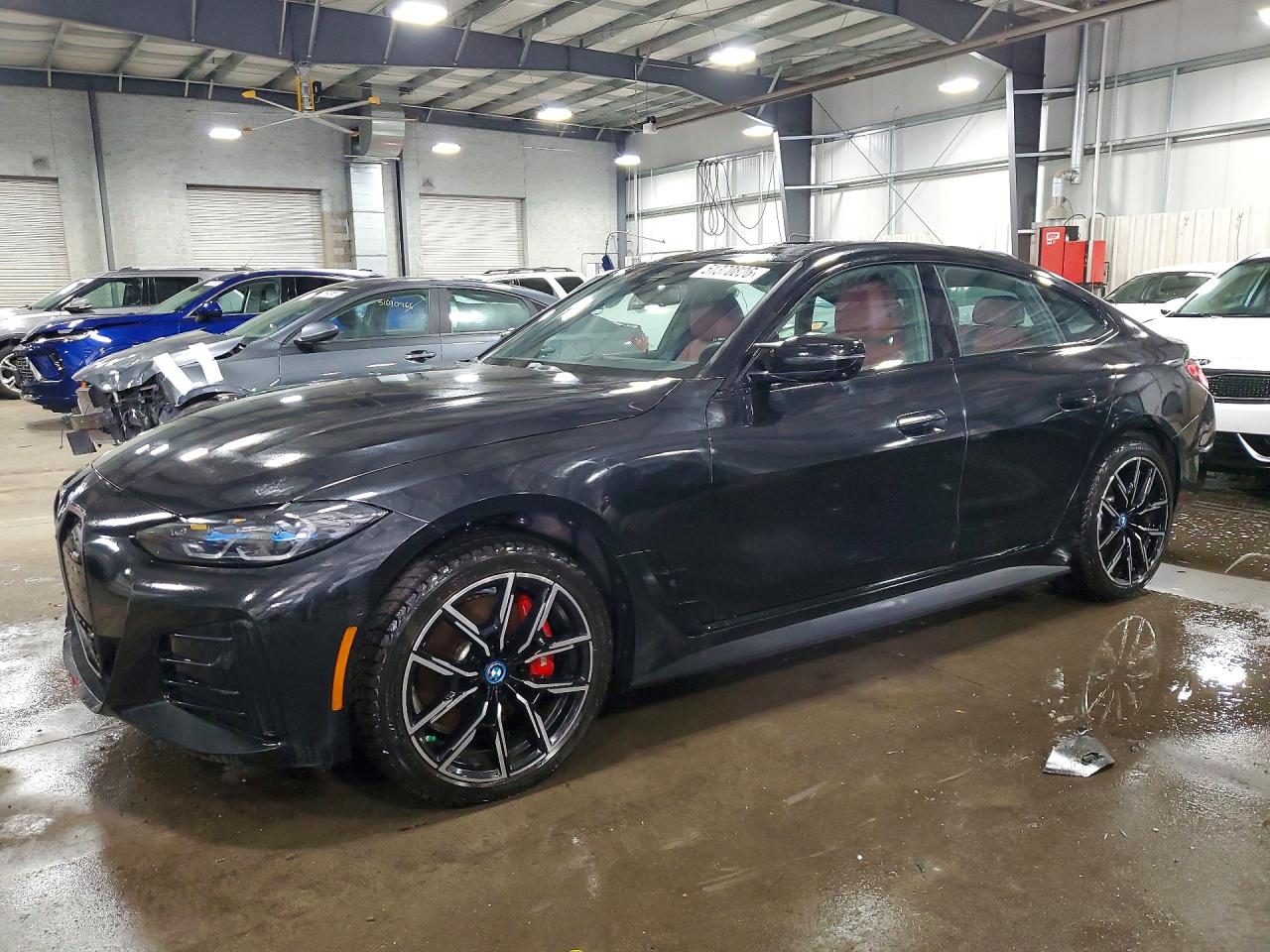 Salvage BMW i4 Image