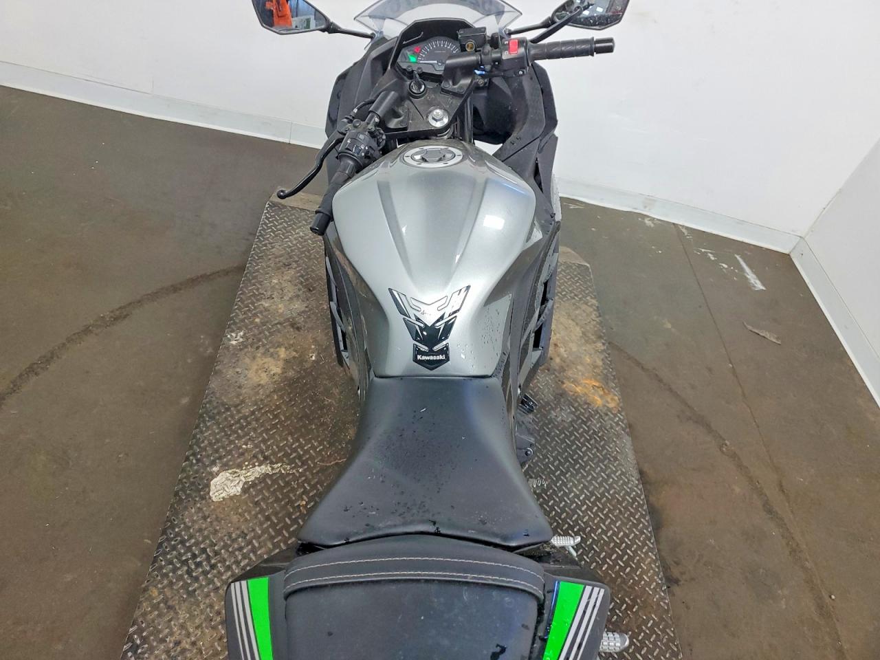 Kawasaki Ex A