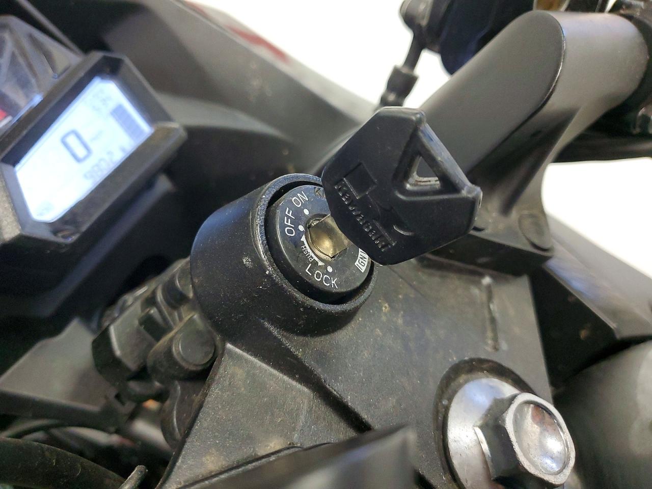 Kawasaki Ex A