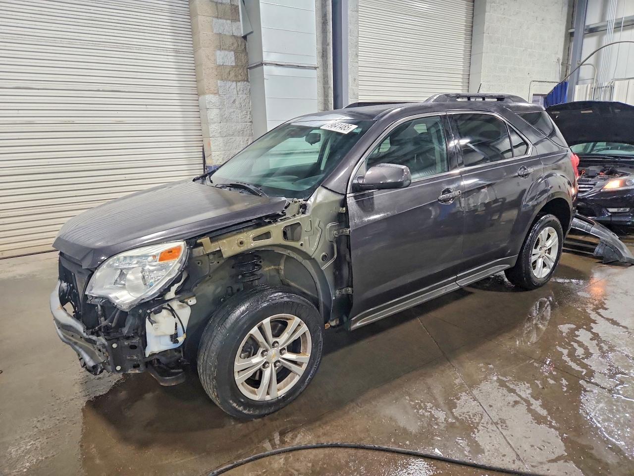 Salvage Chevrolet Equinox Image