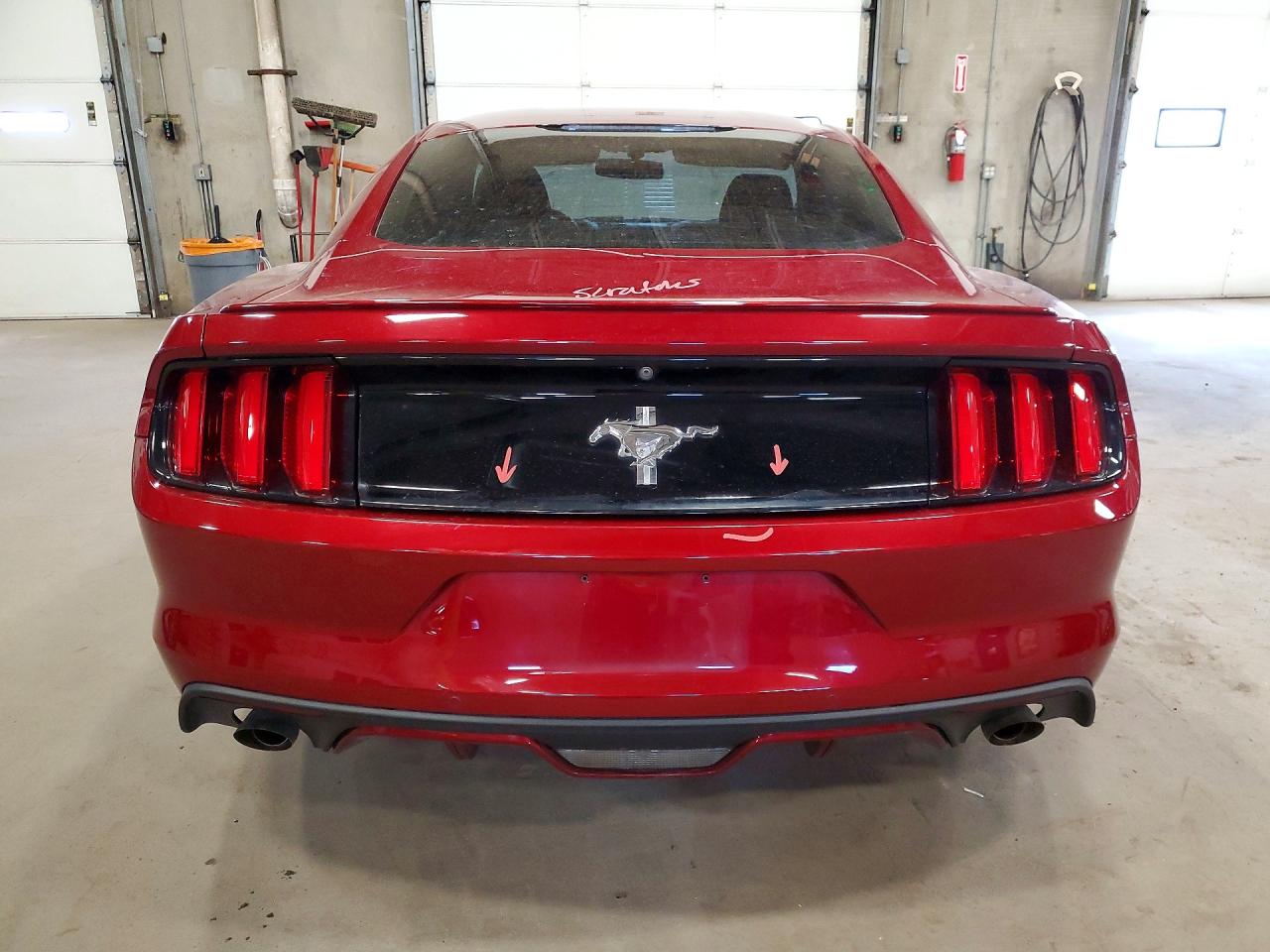 Ford Mustang V6 Coupe