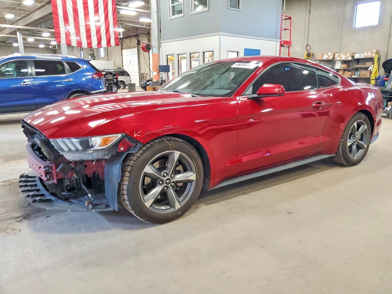 Salvage Ford Mustang Image