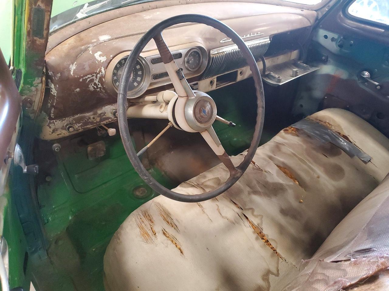 Chevrolet 2100