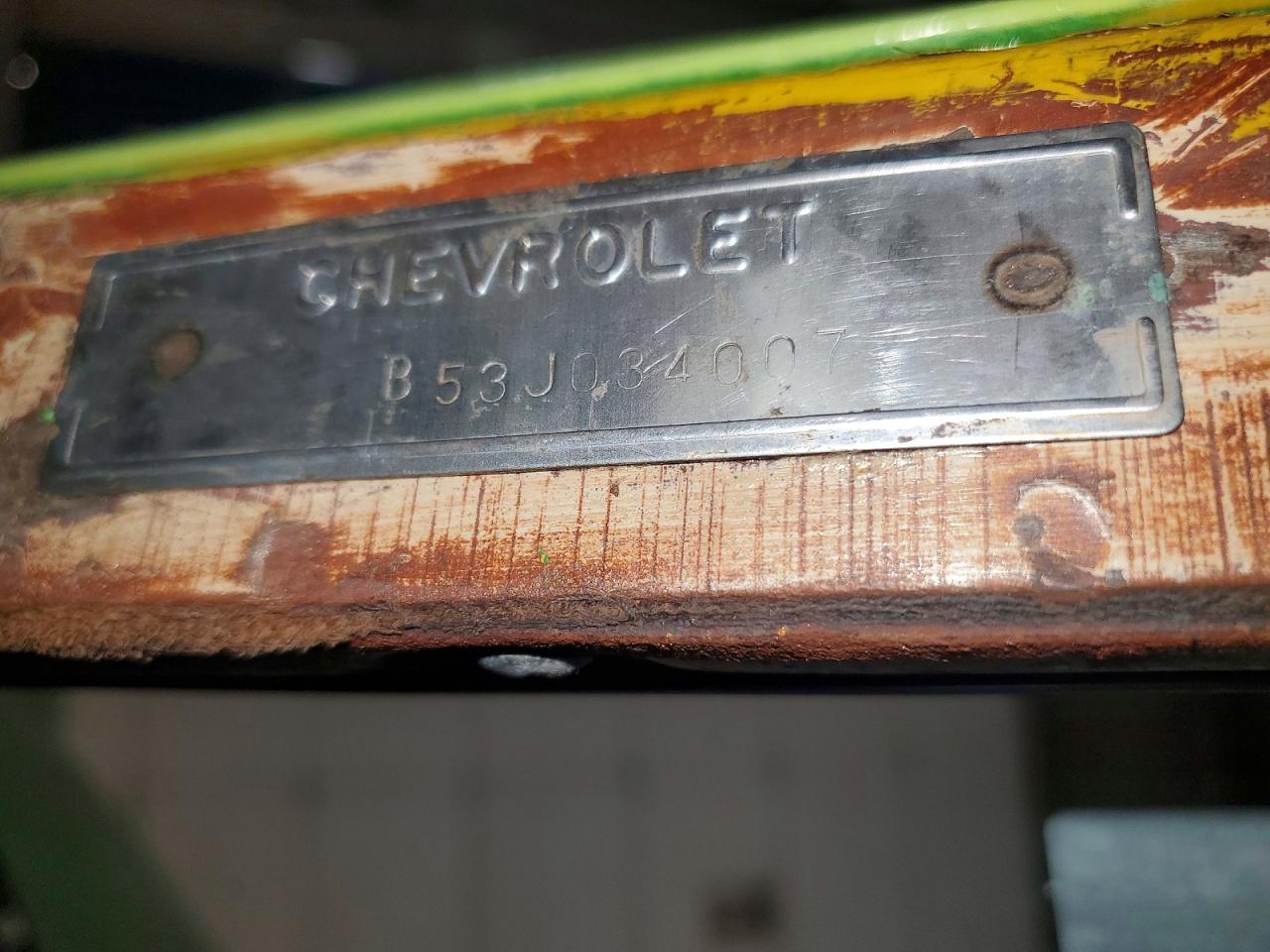Chevrolet 2100