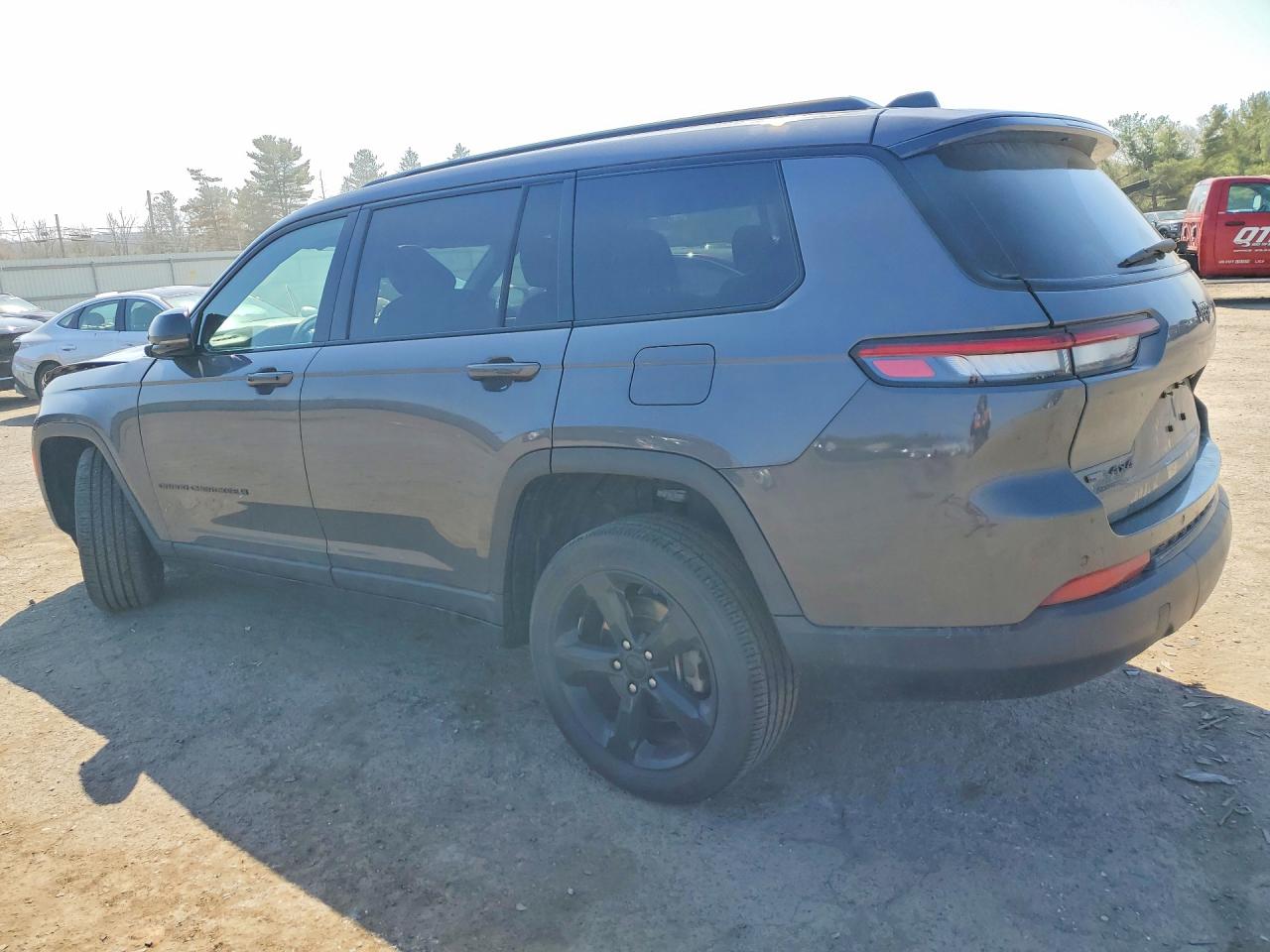 Jeep Cherokee L Laredo