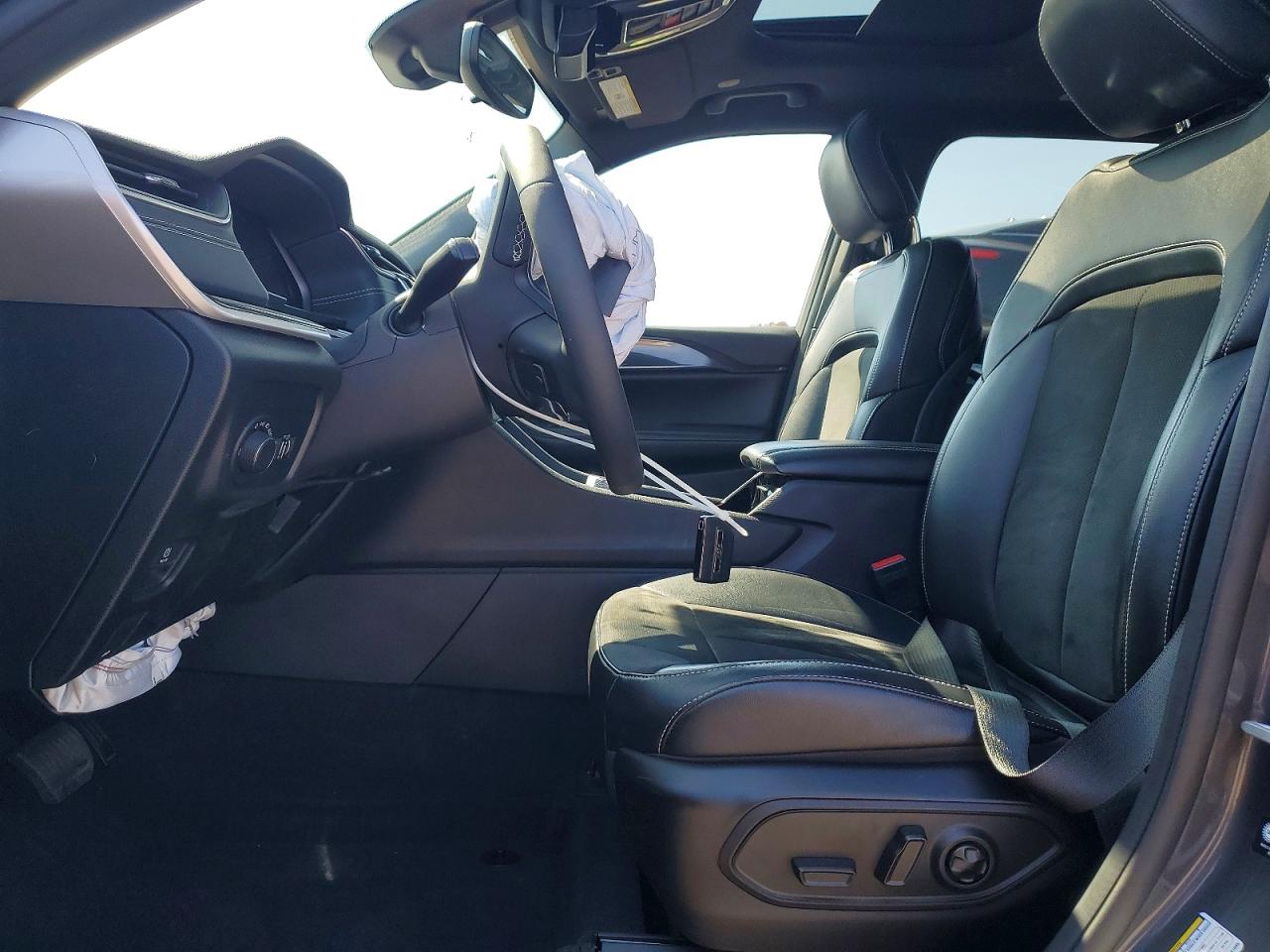Jeep Cherokee L Laredo