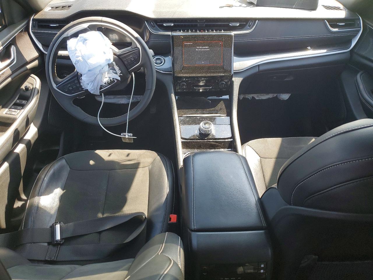 Jeep Cherokee L Laredo