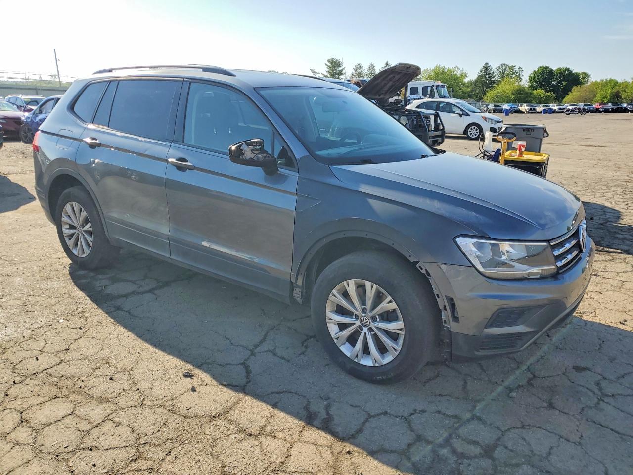 Volkswagen Tiguan S