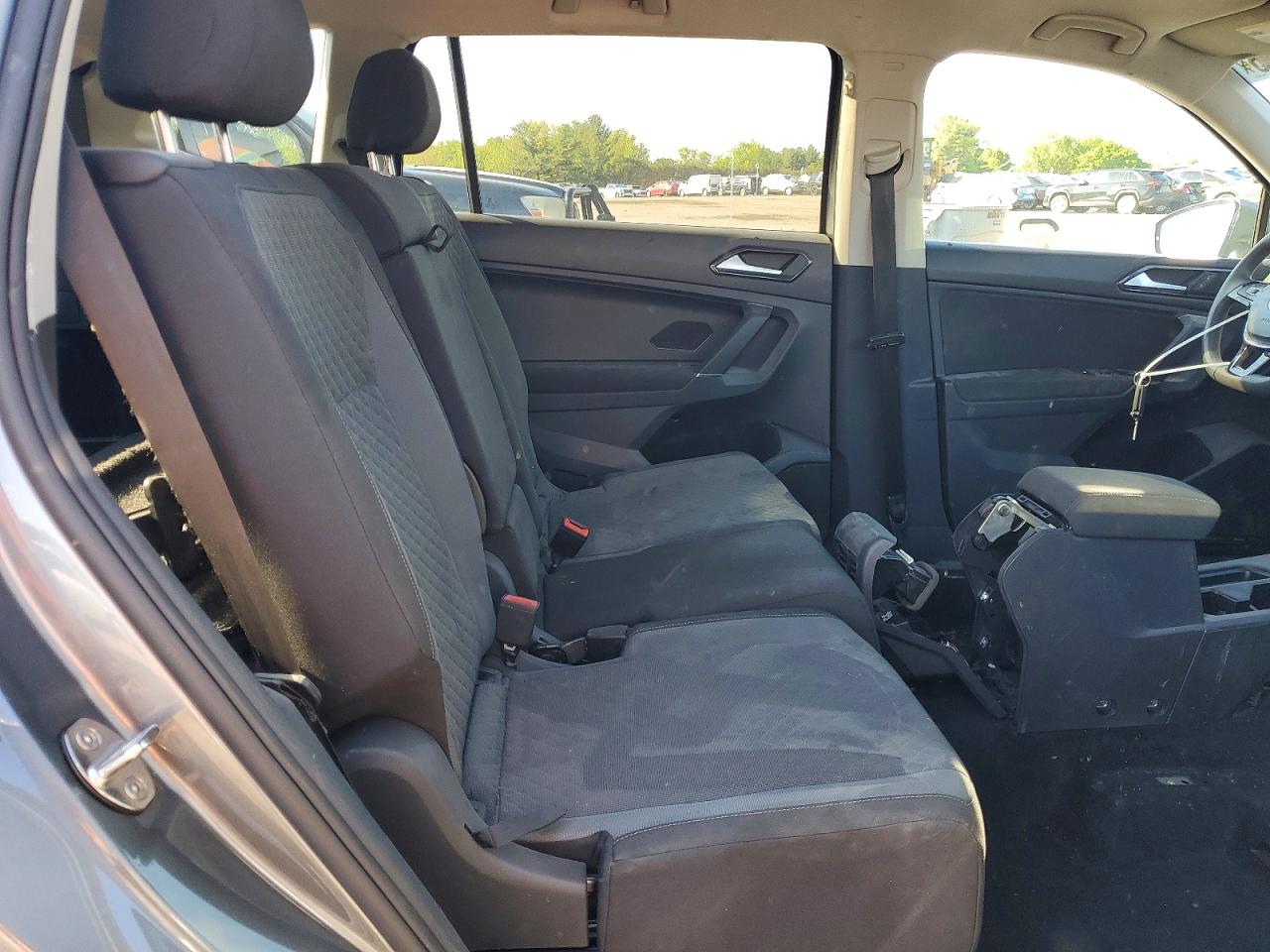 Volkswagen Tiguan S
