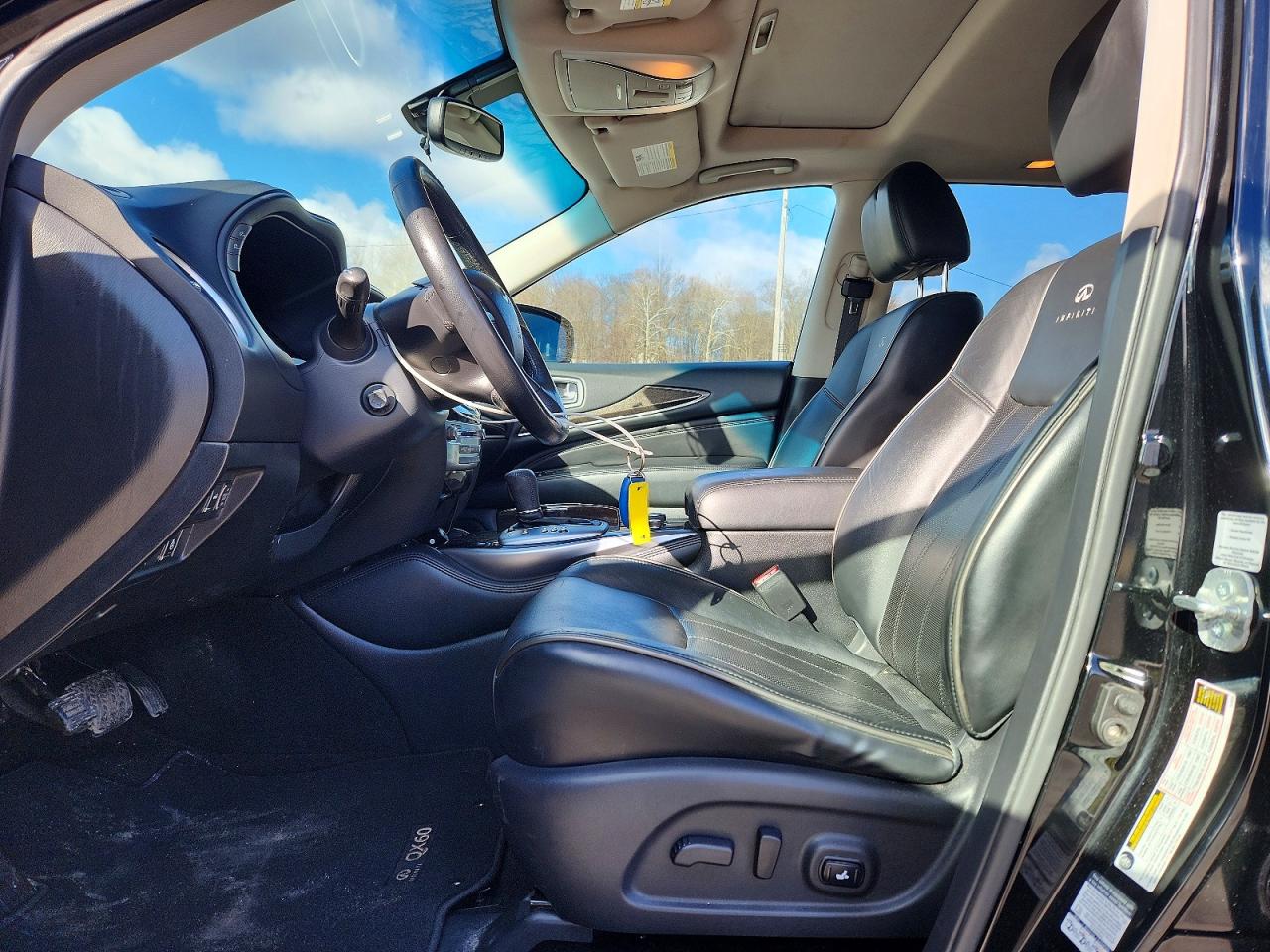 INFINITI Qx Base