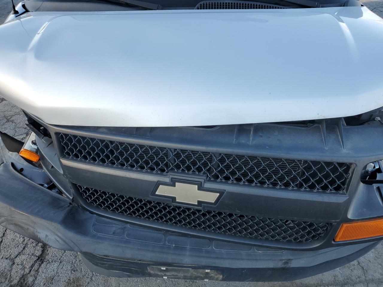 Chevrolet Express Ls