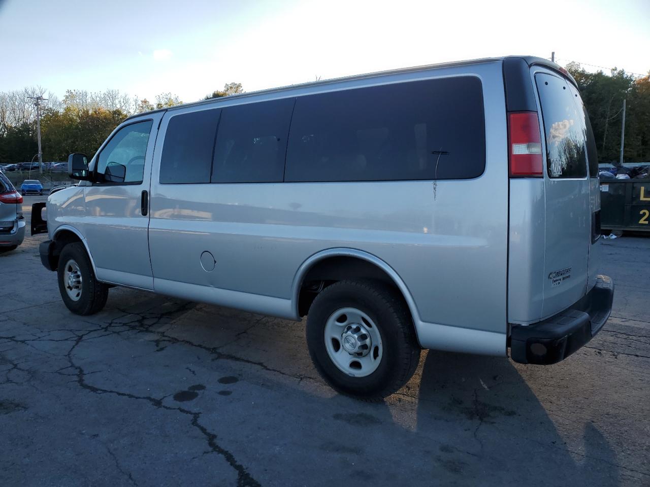 Chevrolet Express Ls