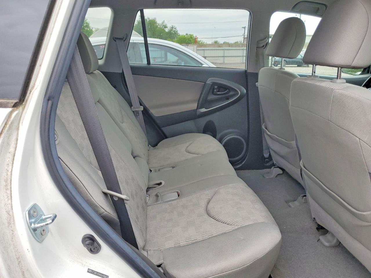 Toyota RAV4 Base