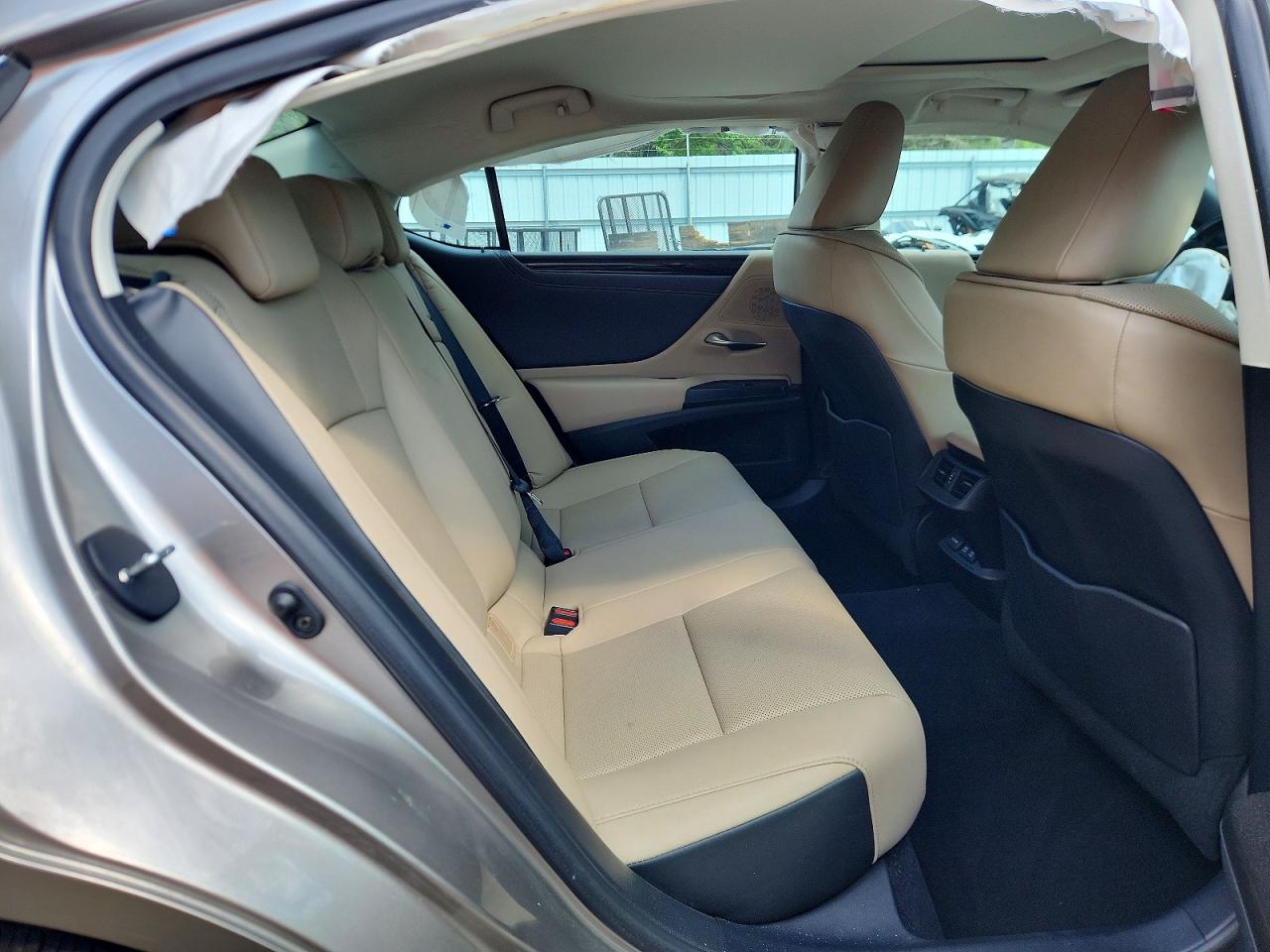 Lexus Es Base