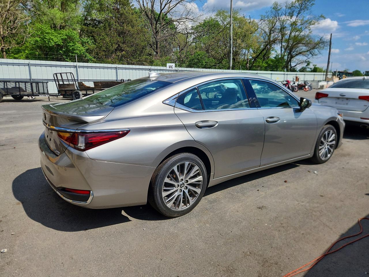 Lexus Es Base