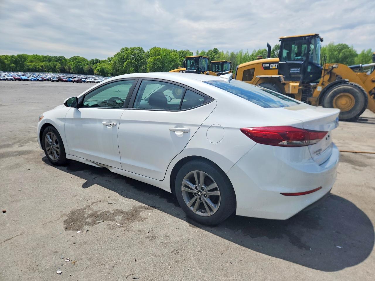 Hyundai ELANTRA Value Edition