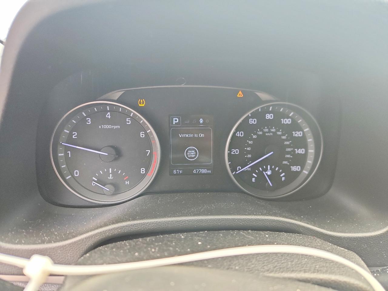 Hyundai ELANTRA Value Edition