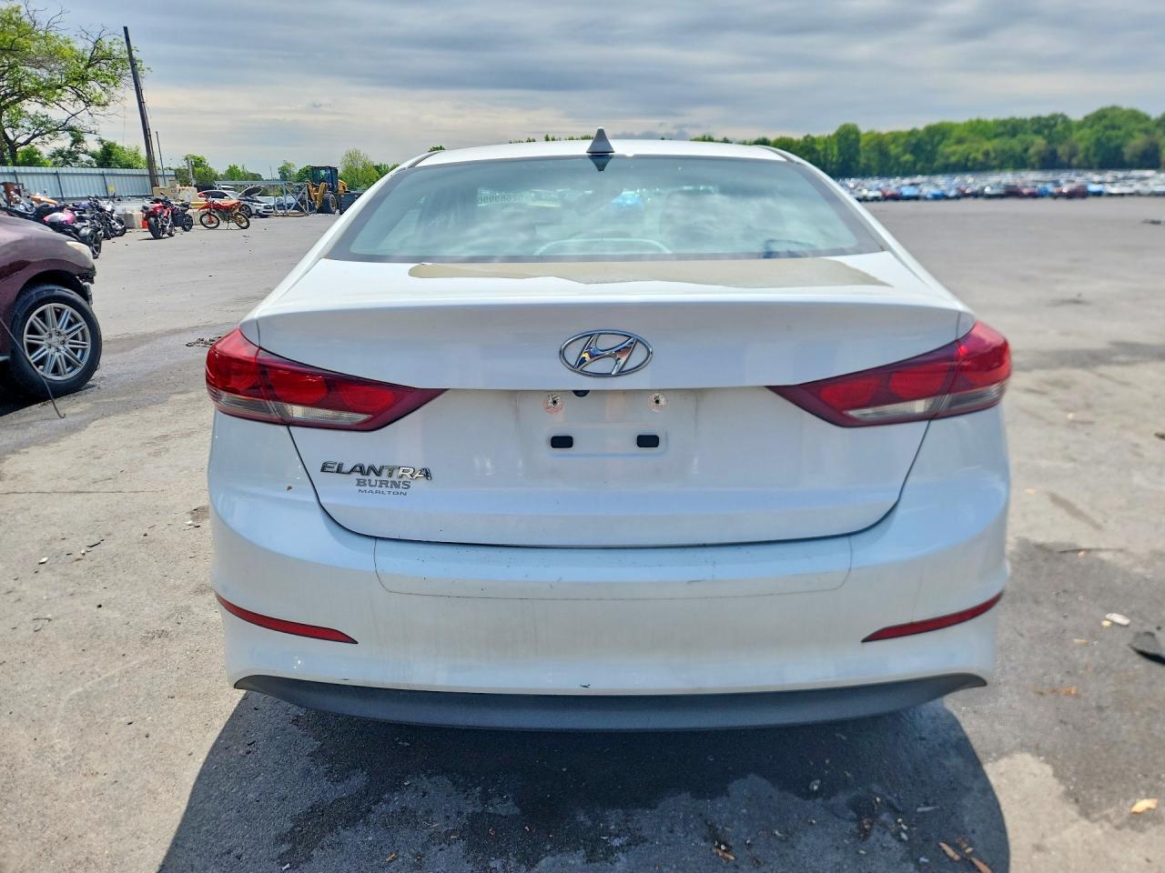 Hyundai ELANTRA Value Edition