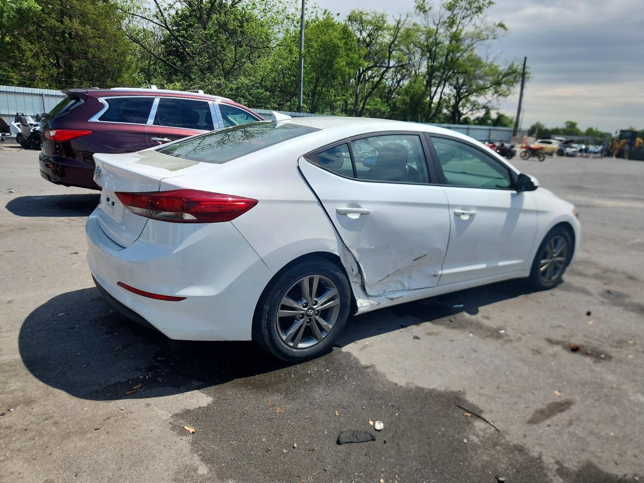 Hyundai ELANTRA Value Edition