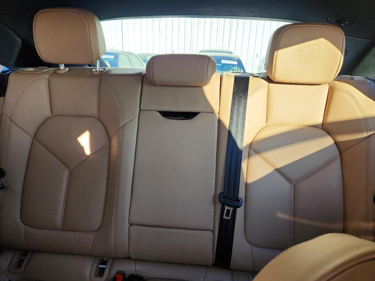 Porsche Macan Base