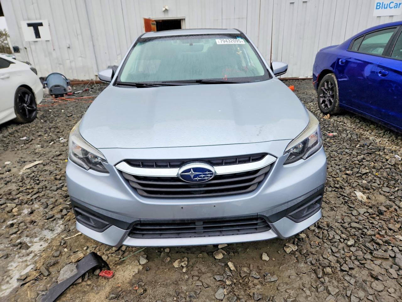 Subaru Legacy Premium