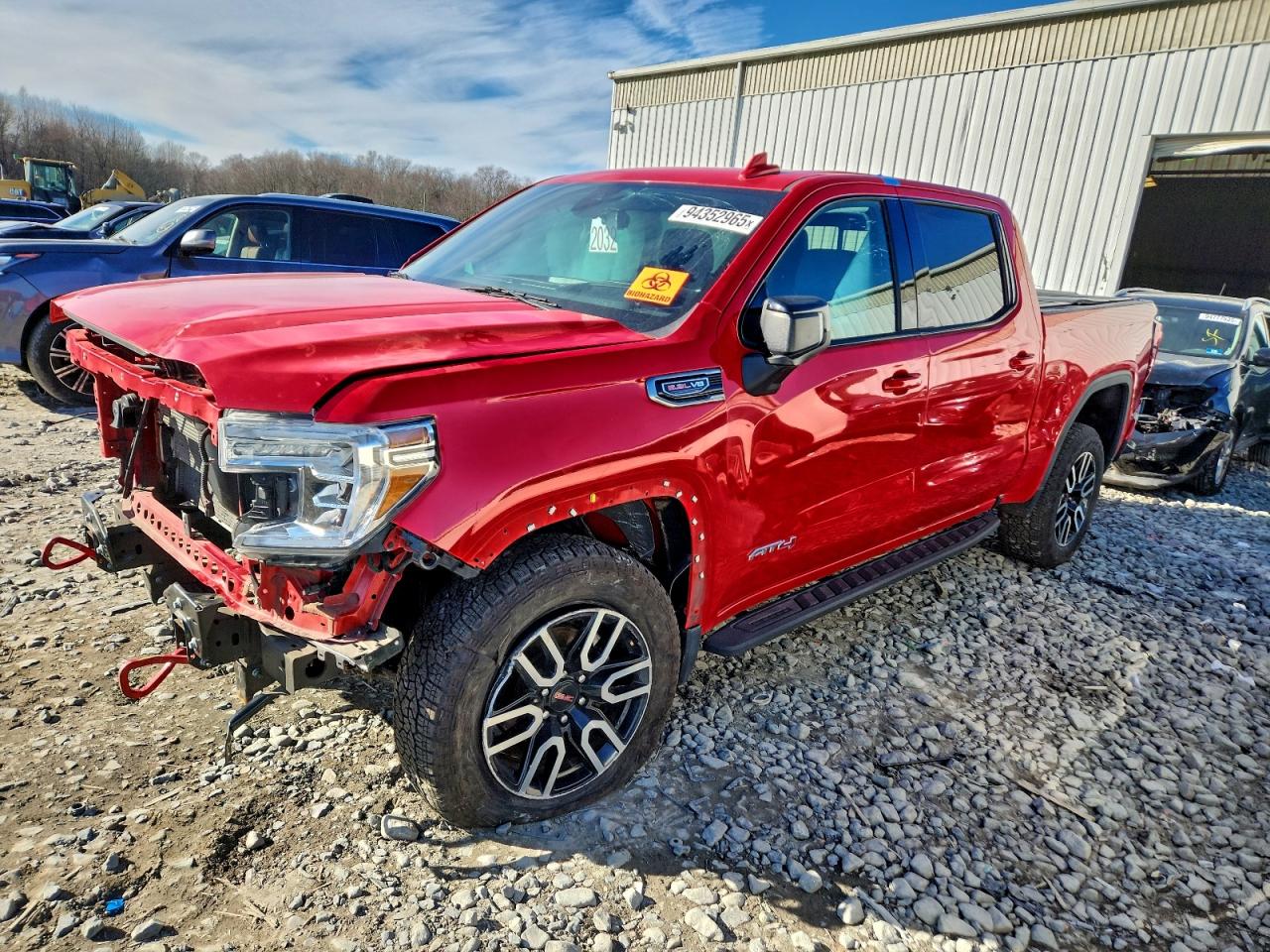 Salvage GMC Sierra Image