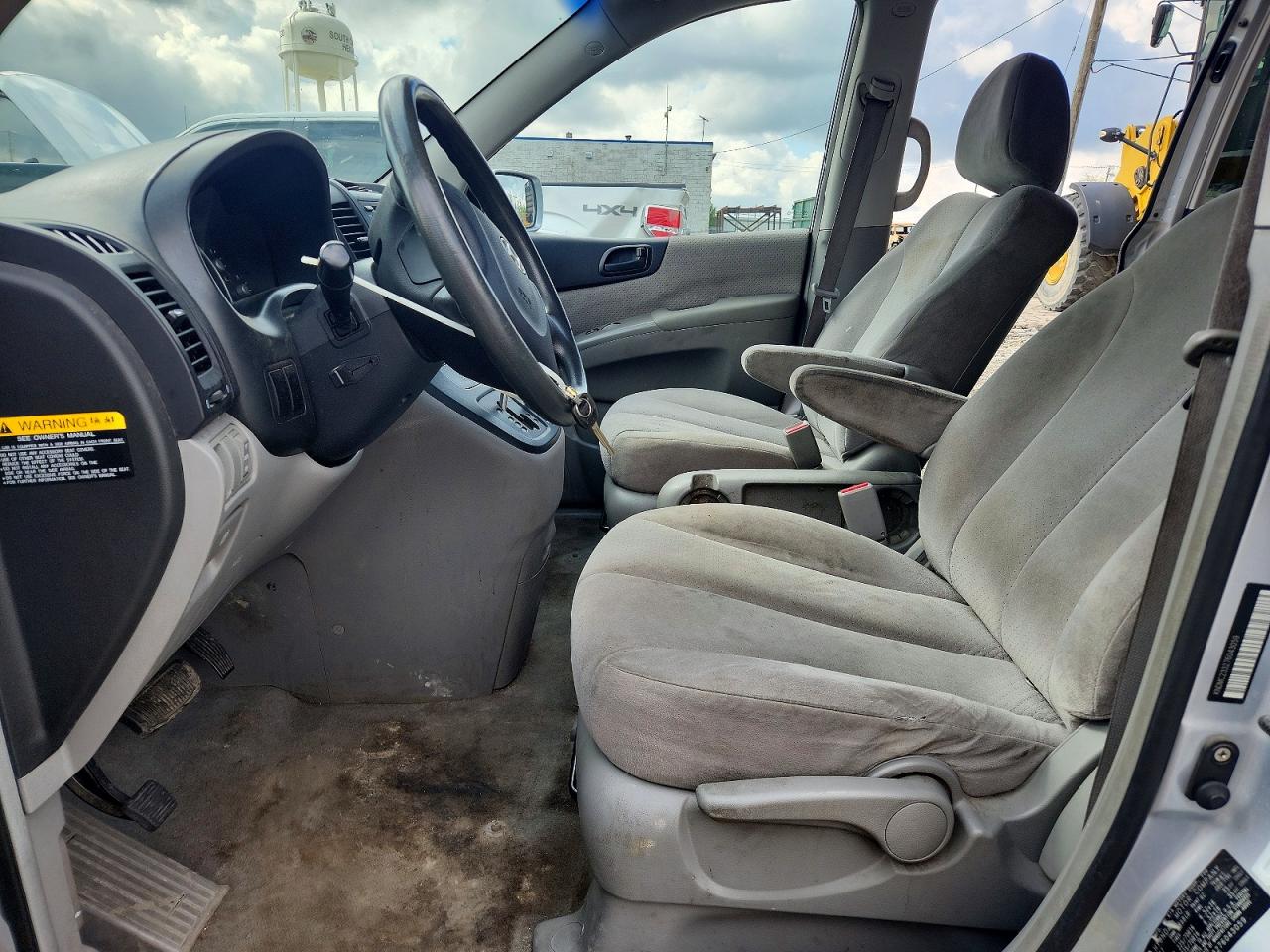 Hyundai Entourage Gls