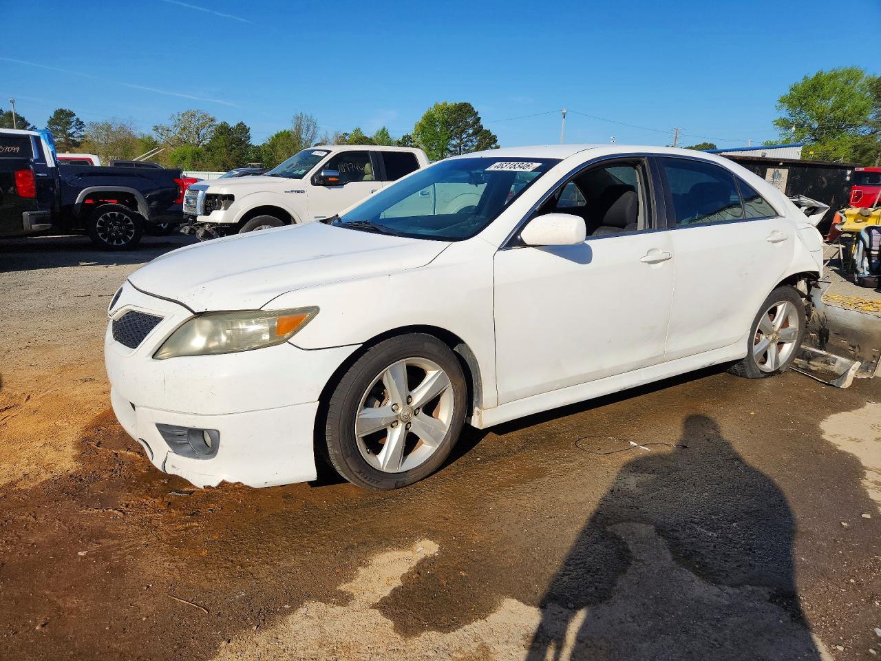 Salvage Toyota Camry Image