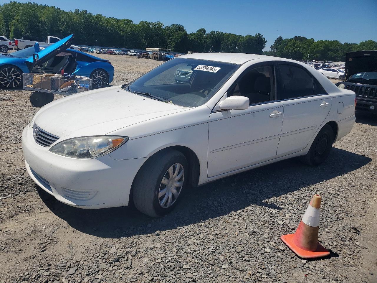 Salvage Toyota Camry Image