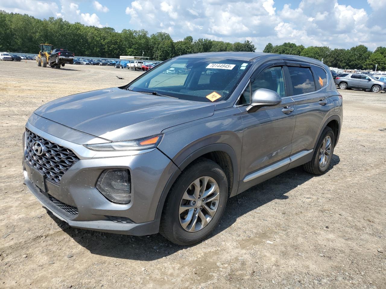Salvage Hyundai SANTA FE Image
