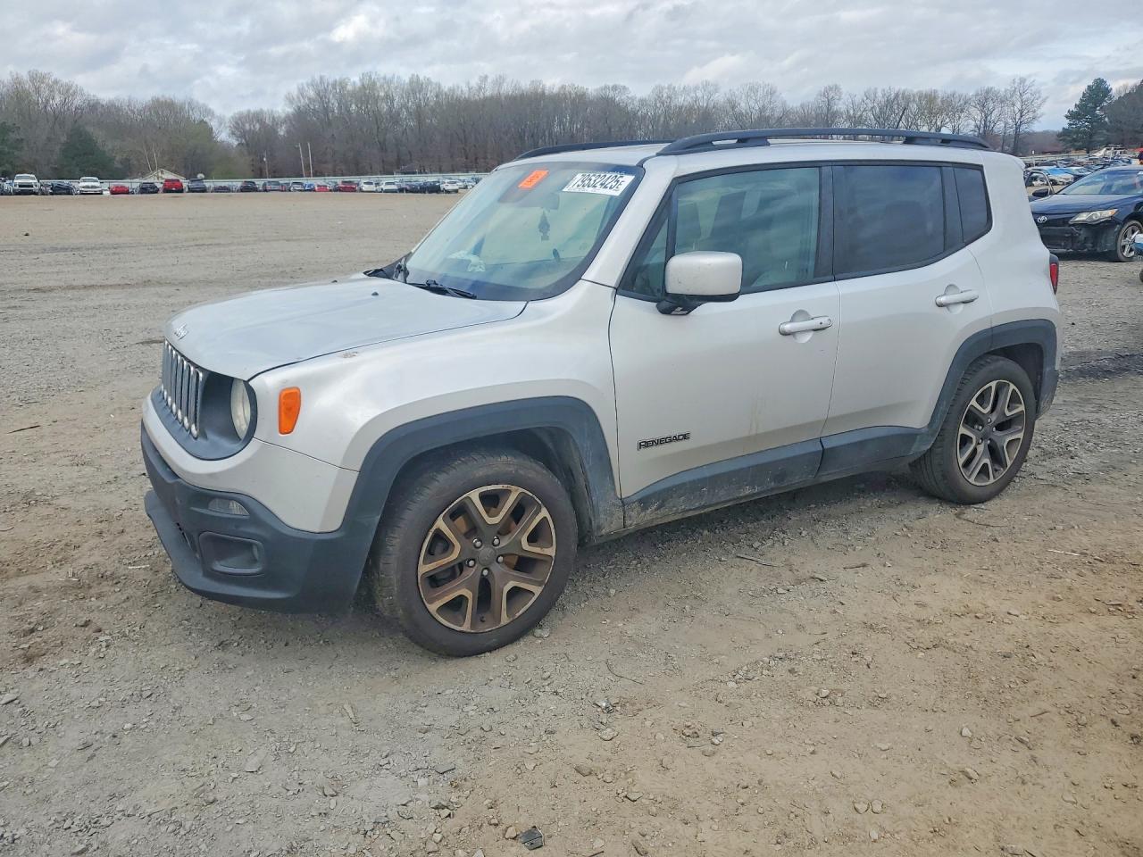 Salvage Jeep Renegade Image