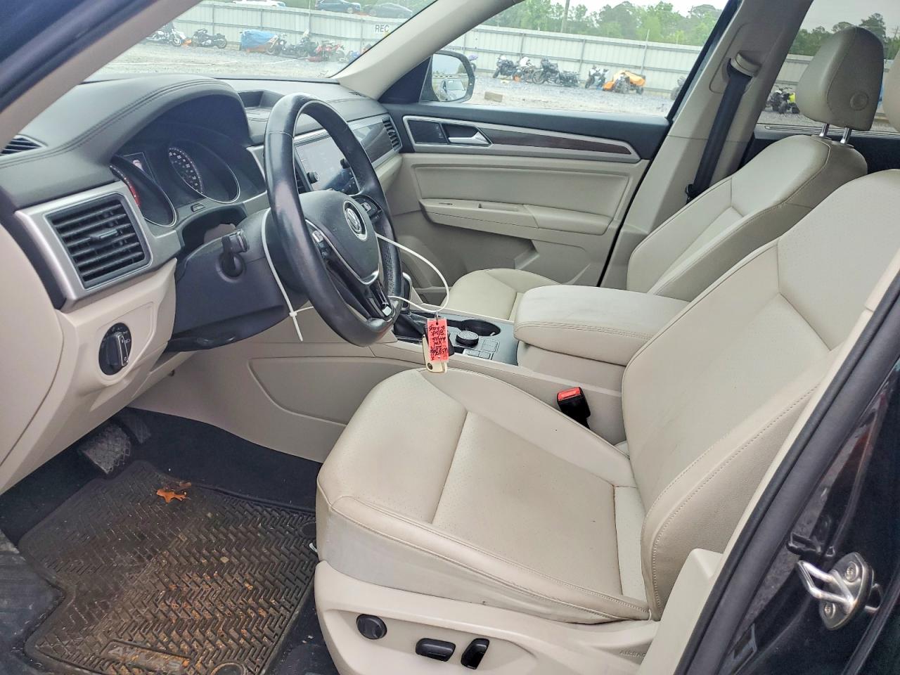 Volkswagen Atlas Se