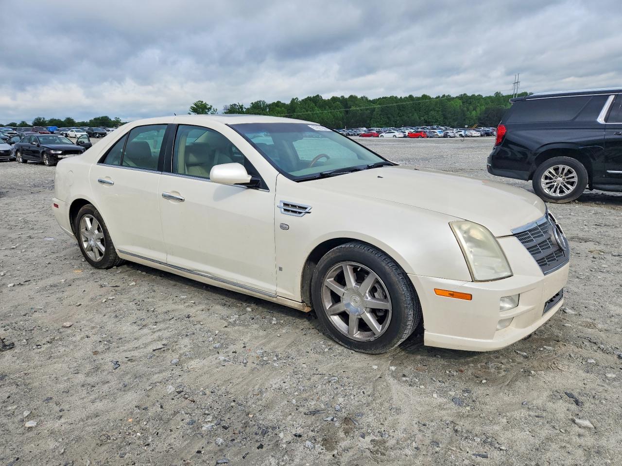 Cadillac STS
