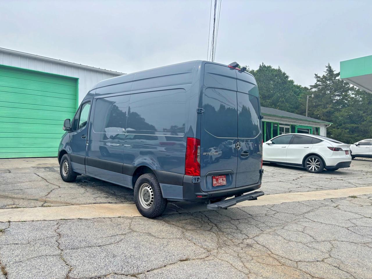 Mercedes-Benz Sprinter 2500