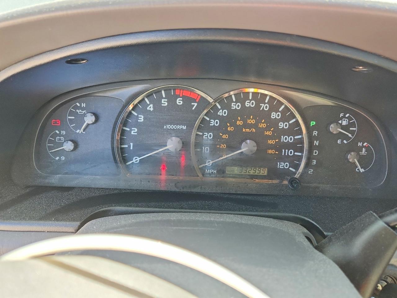 Toyota Sequoia Sr5