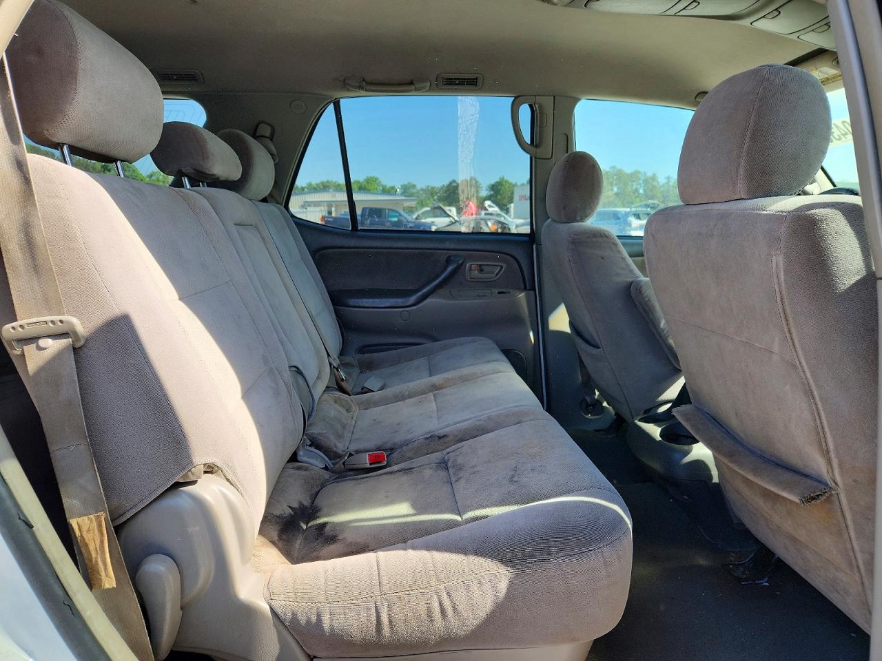 Toyota Sequoia Sr5