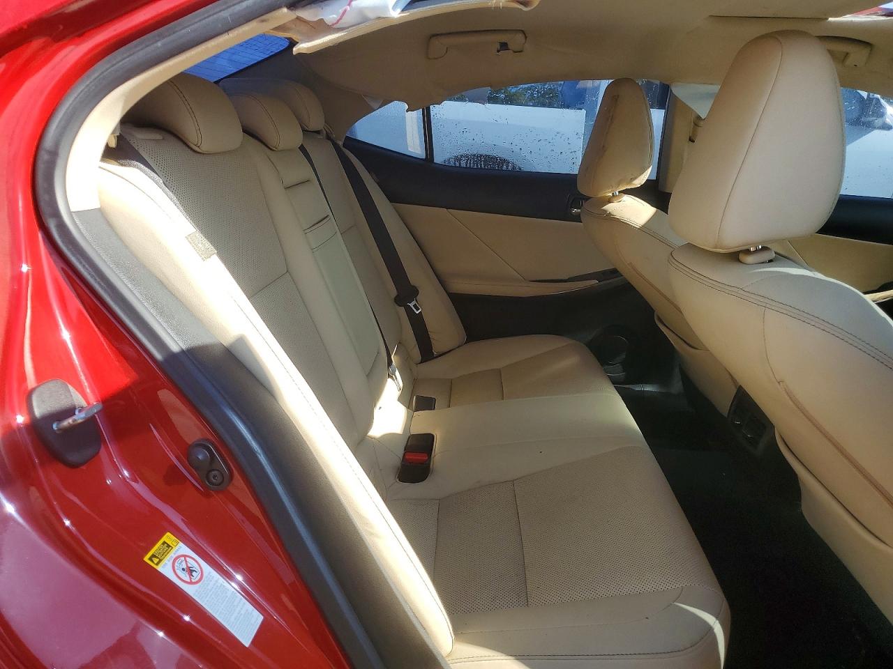 Lexus Is Base
