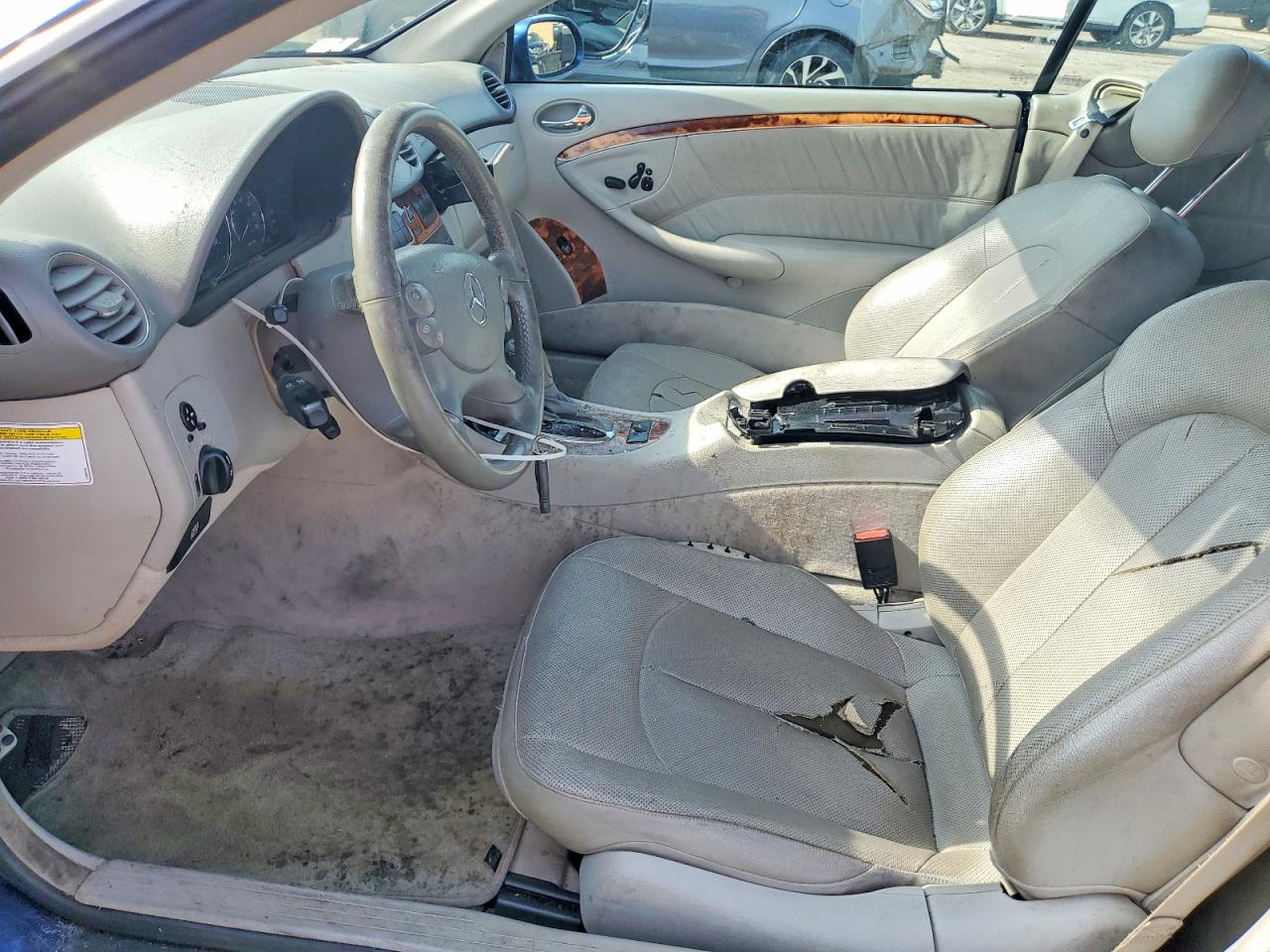 Mercedes-Benz Clk-class 320