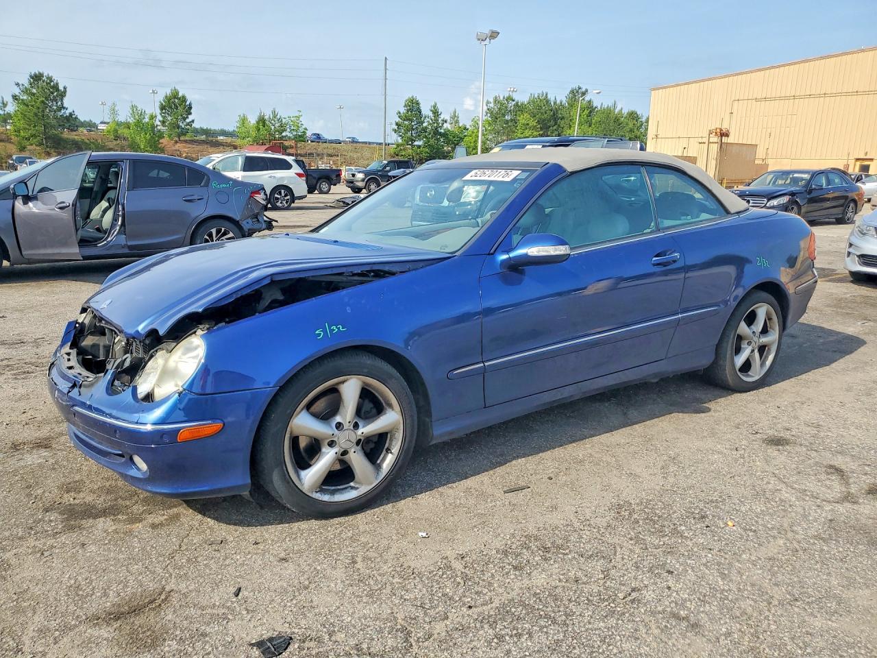 Salvage Mercedes-Benz Clk-class Image