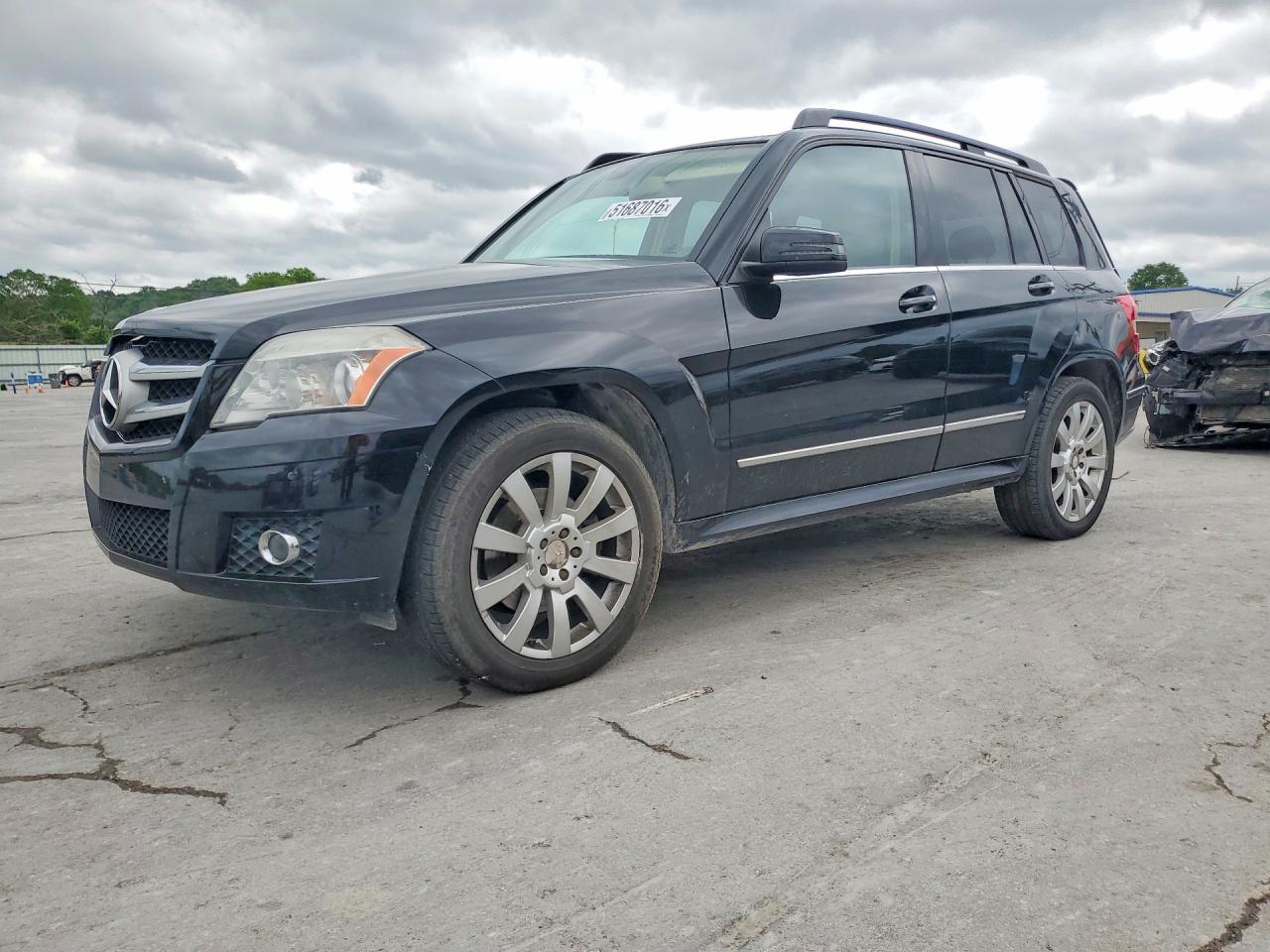 Salvage Mercedes-Benz GLK Image
