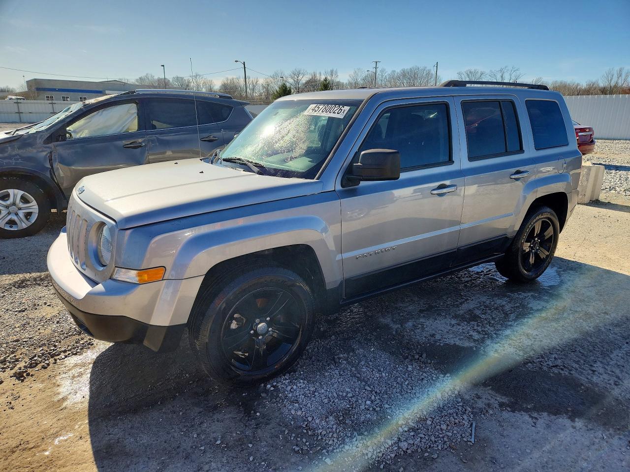 Salvage Jeep Patriot Image
