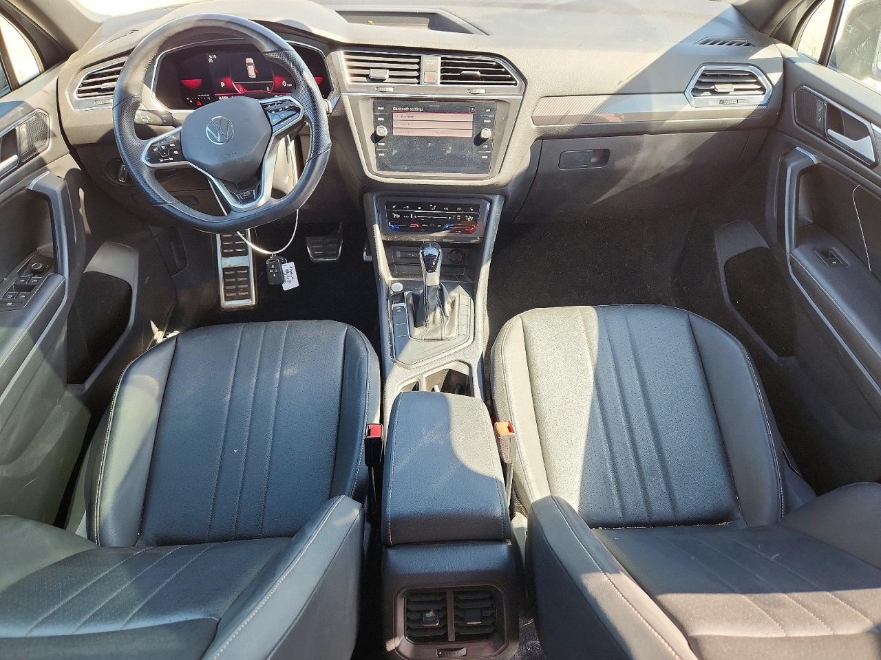 Volkswagen Tiguan S