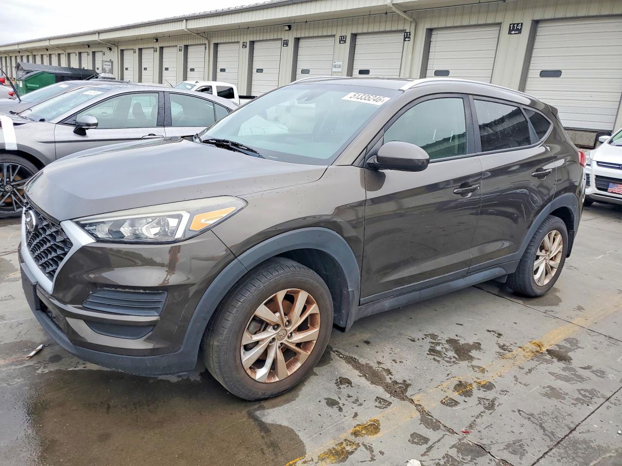 Salvage Hyundai TUCSON Image
