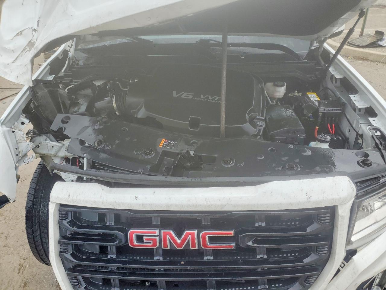 GMC Canyon Elevation