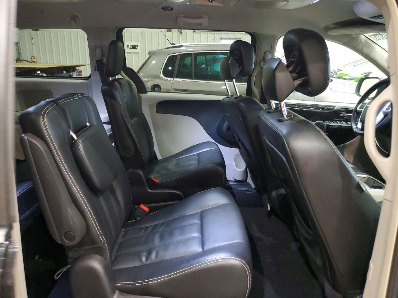 Chrysler Minivan Lx