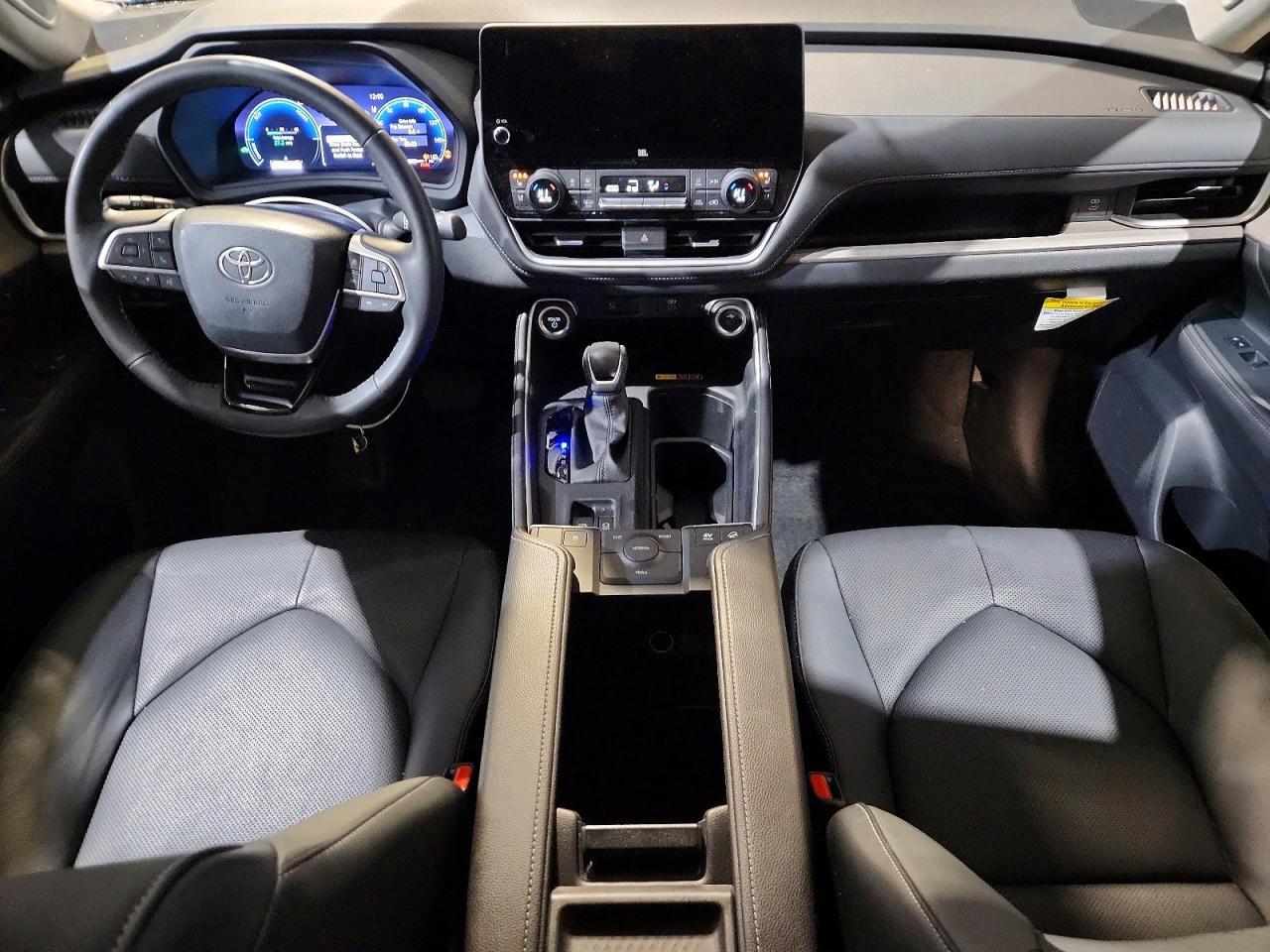 Toyota Grand High Limited