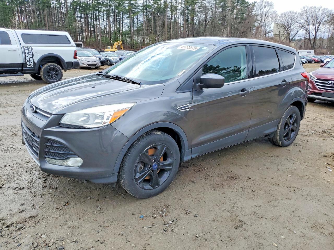 Salvage Ford Escape Image