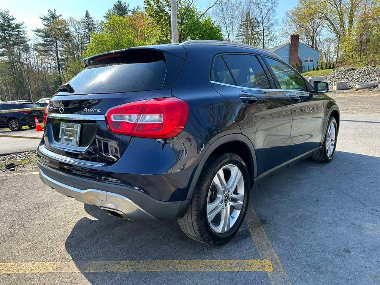 Mercedes-Benz GLA 250 4matic