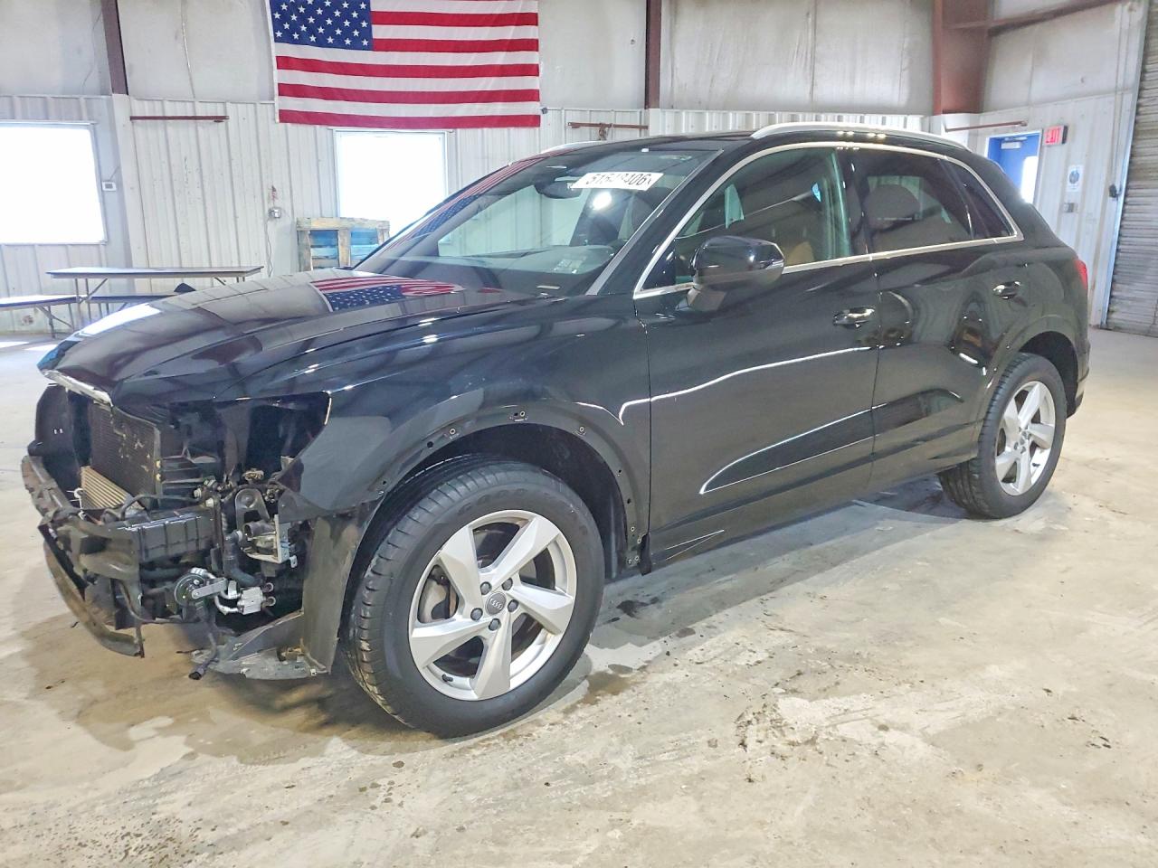 Salvage Audi Q3 Image