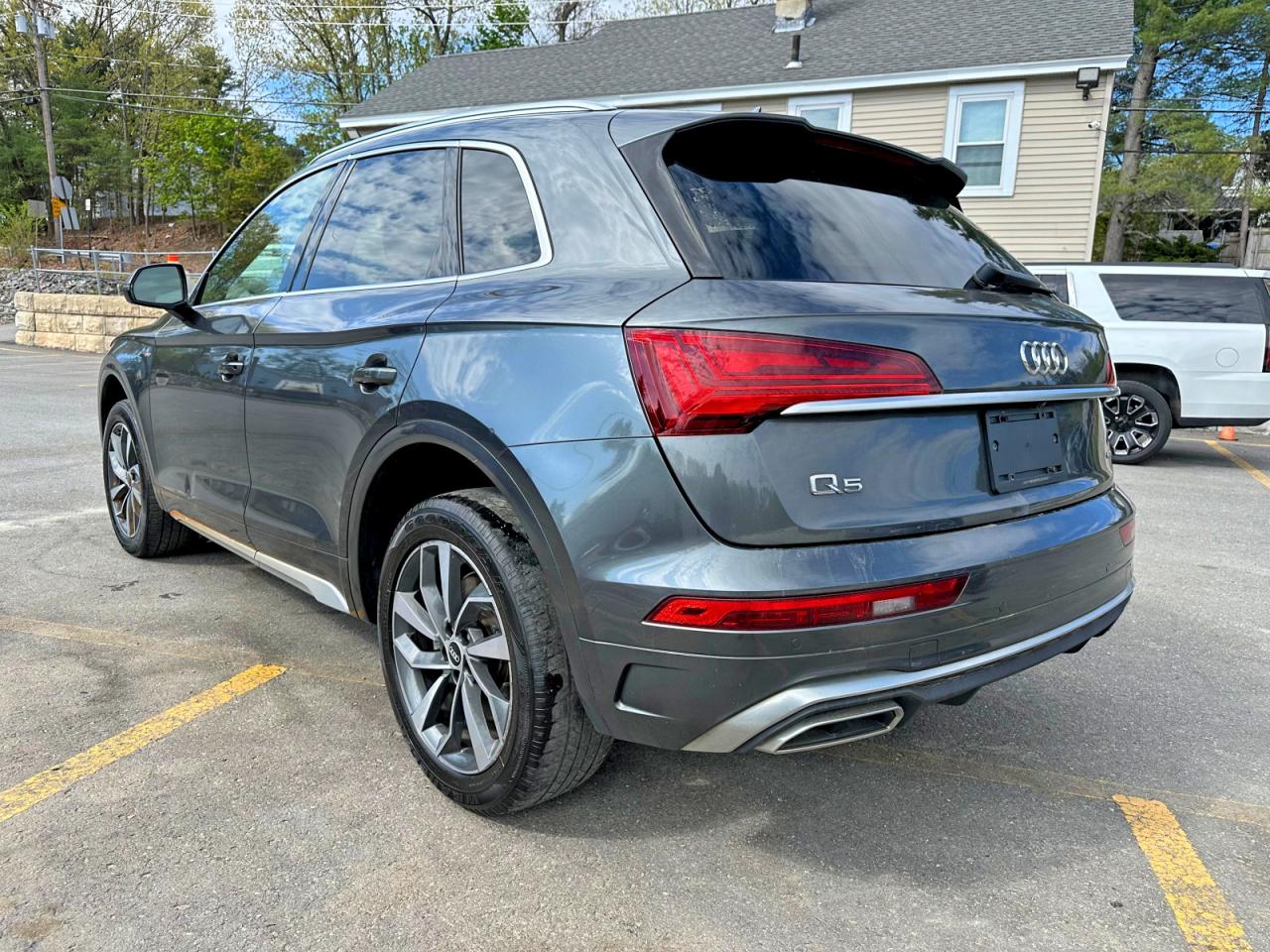 Audi Q5 Premium Plus 45
